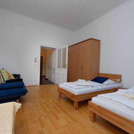 Moderne 2-Zimmer Wohnung In Wien Esterno foto