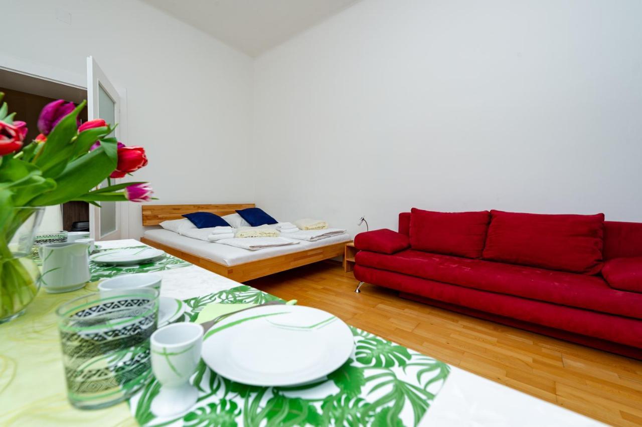 Moderne 2-Zimmer Wohnung In Wien Esterno foto