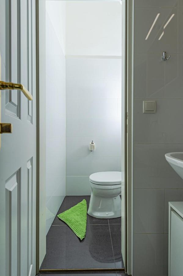 Moderne 2-Zimmer Wohnung In Wien Esterno foto